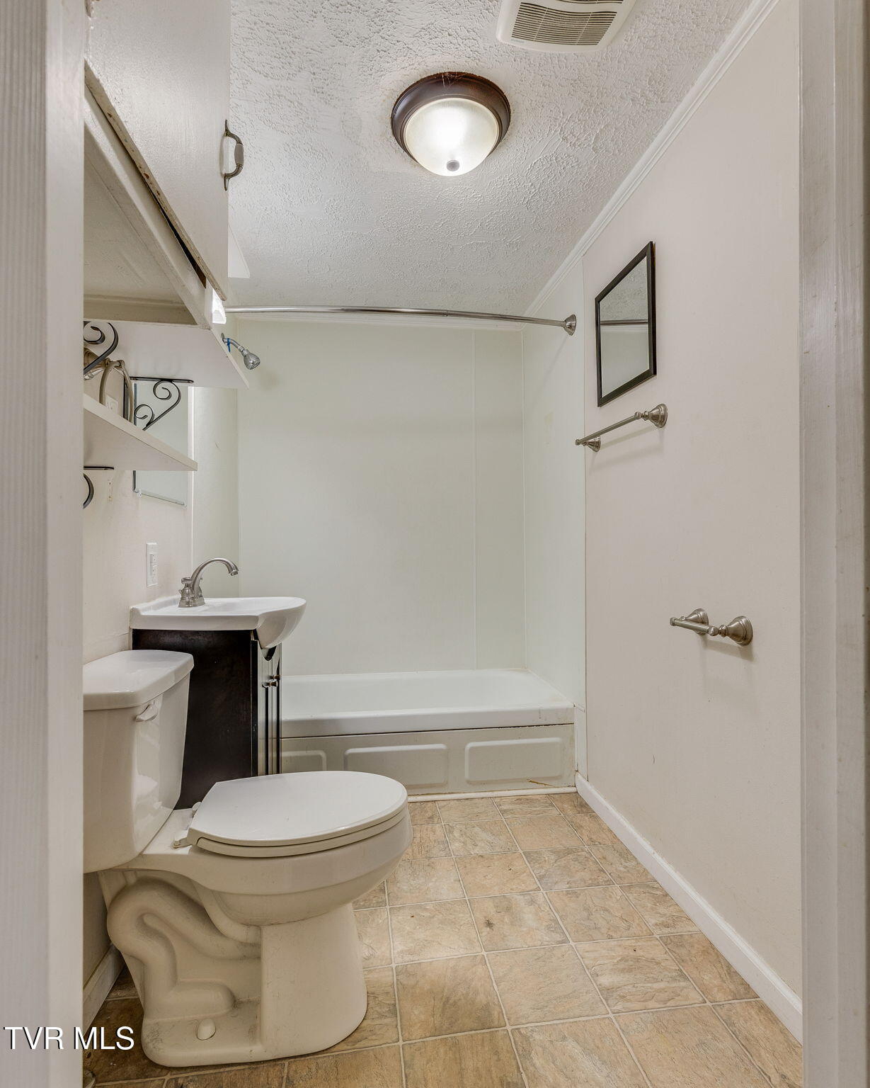 6186 Penn Road, Bristol, Virginia image 16