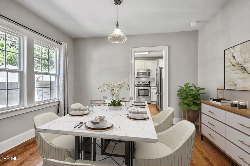 Photo of 1432 Valley Street, Kingsport, TN 37660 (MLS # 9983264)