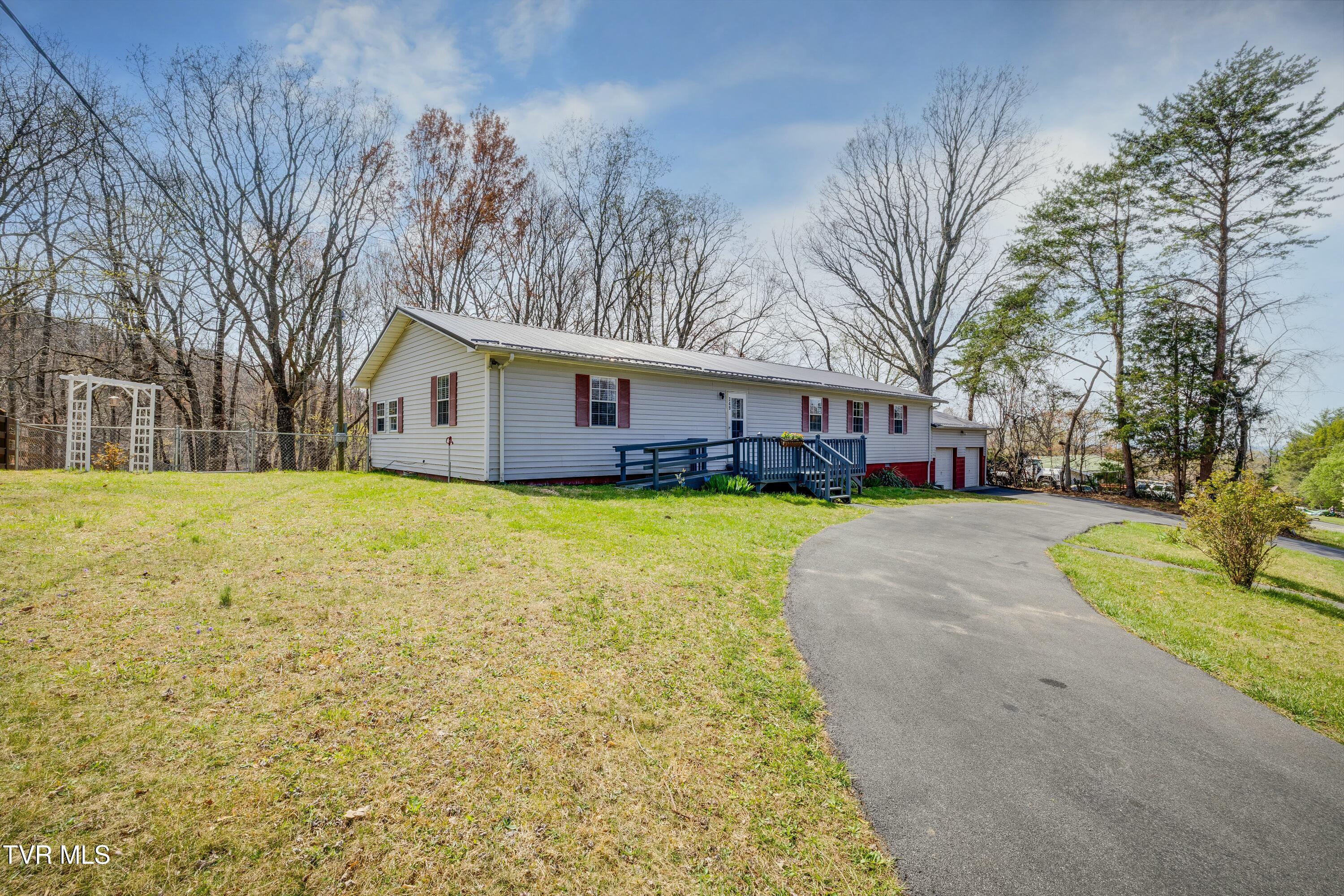 349 Mckeehan Ridge Road, Elizabethton, Tennessee image 3