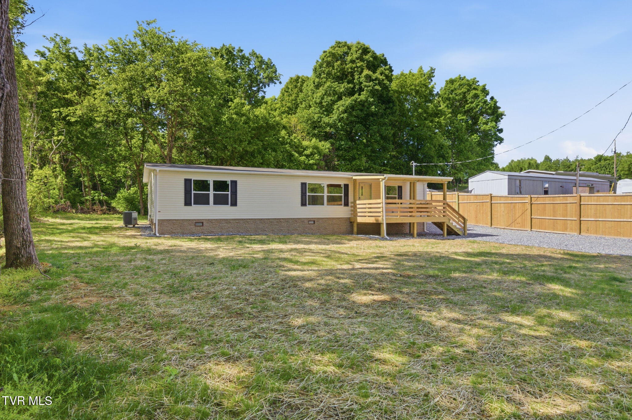 1030 Fishpond Road