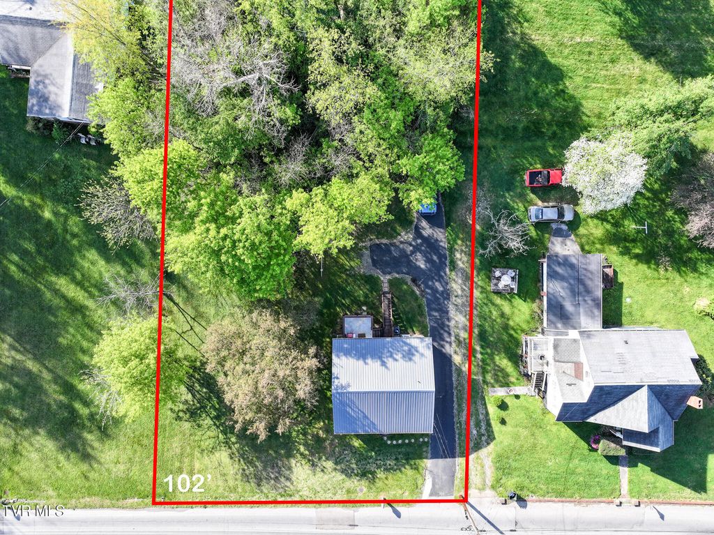 Photo of 501 Mckee Street, Greeneville, TN 37743 (MLS # 9993944)