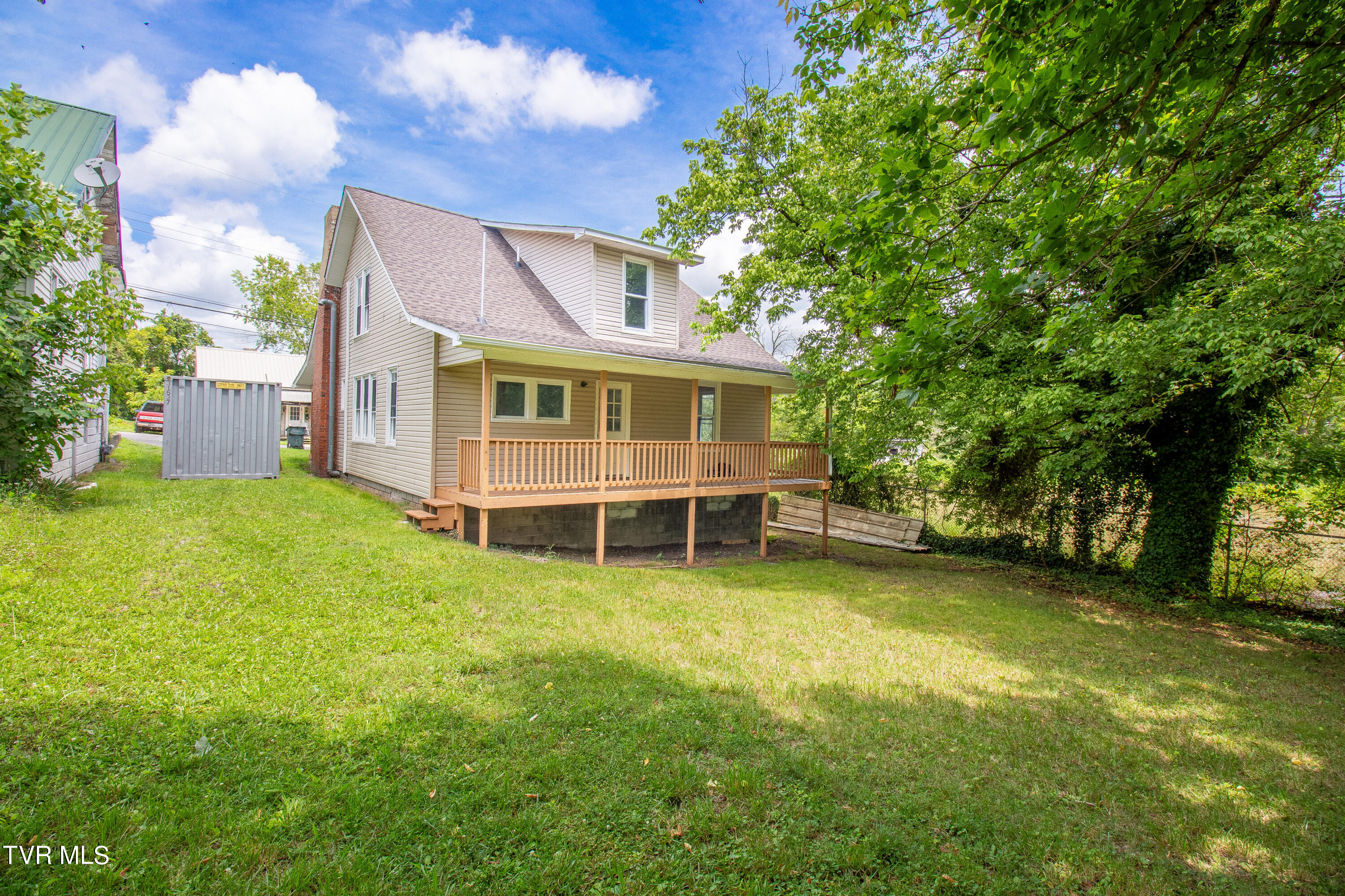 124 Mary Street, Bristol, Virginia image 3