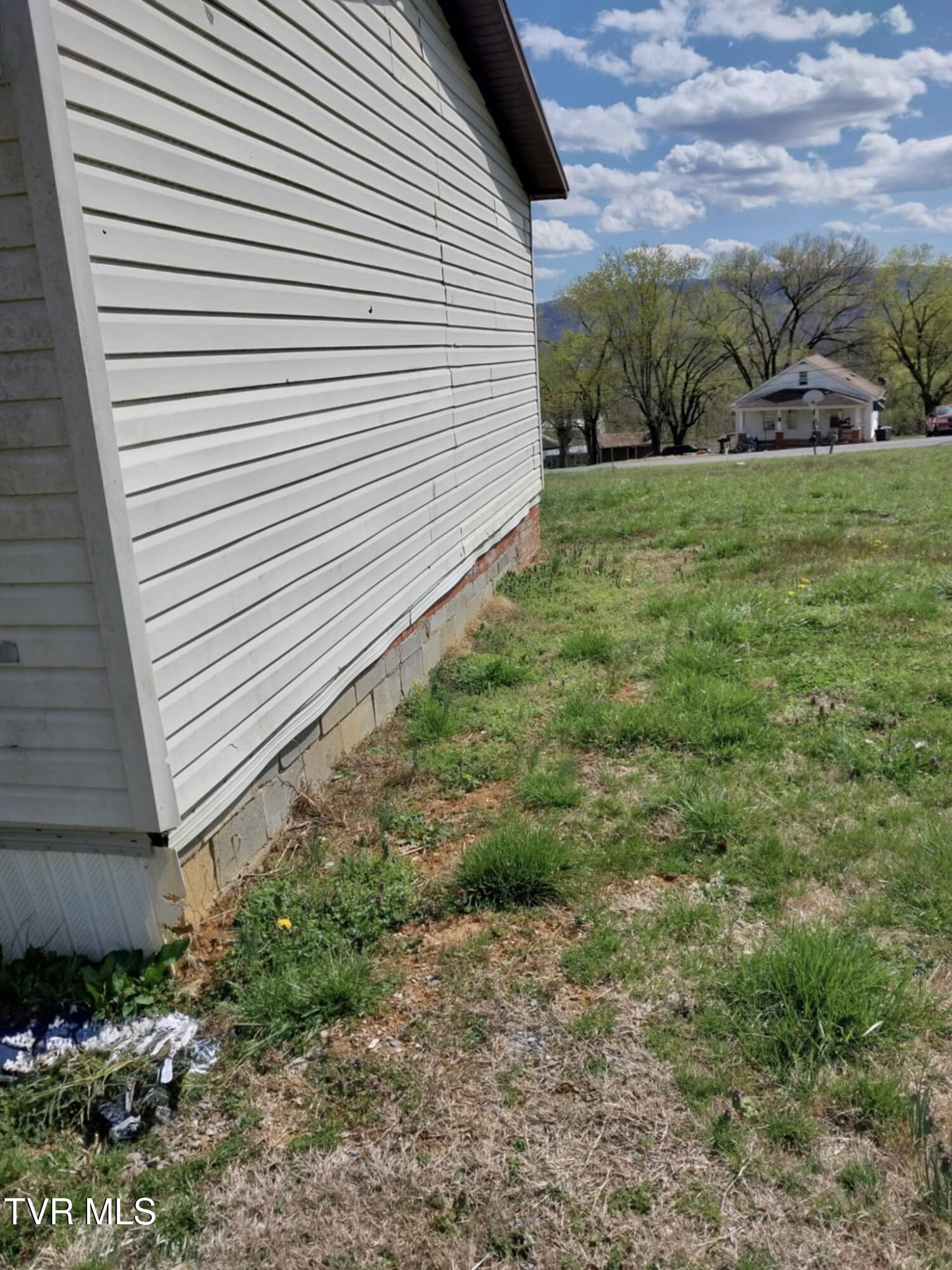 302 Adams Street, Church Hill, Tennessee image 9