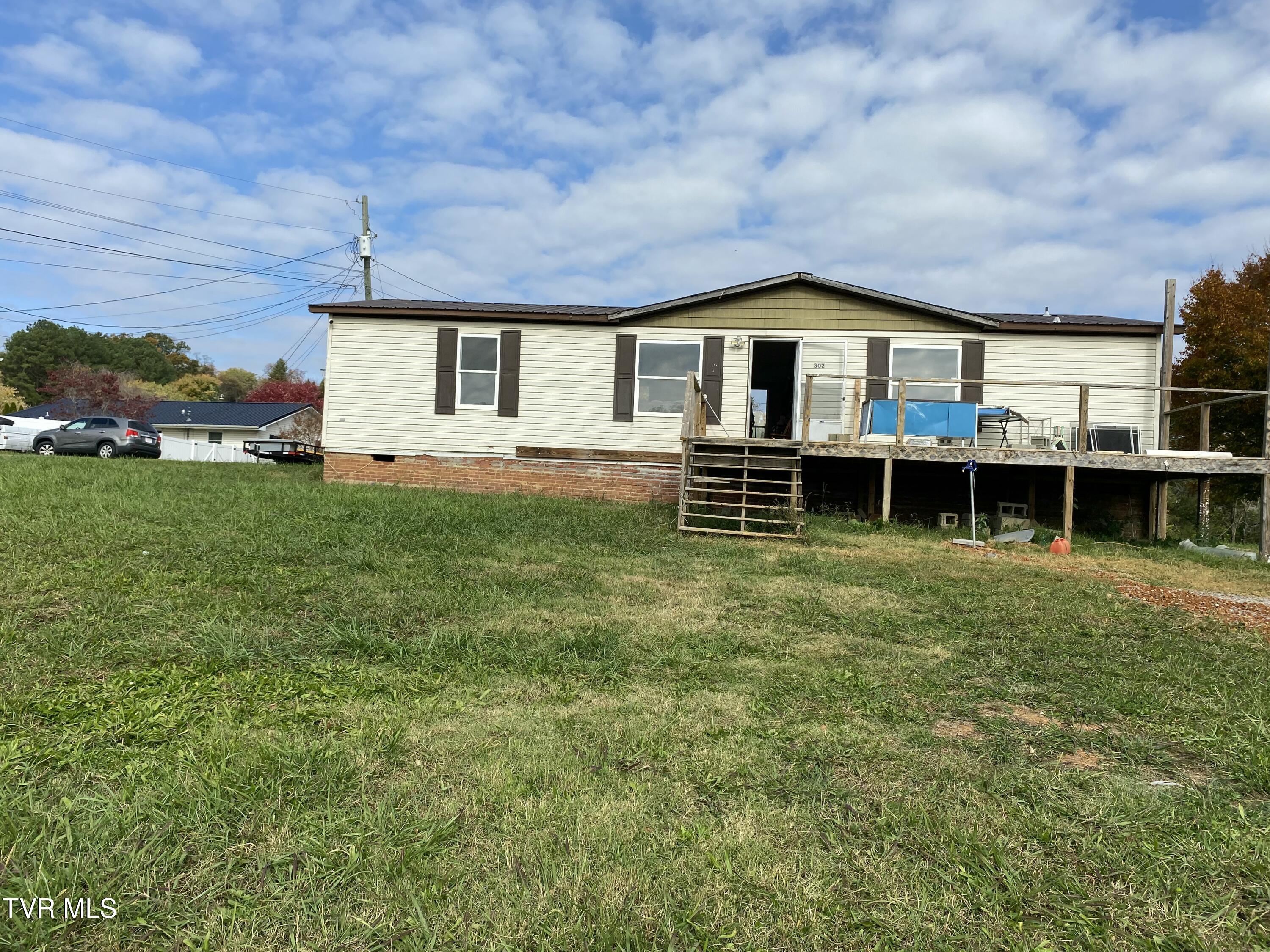 302 Adams Street, Church Hill, Tennessee image 2