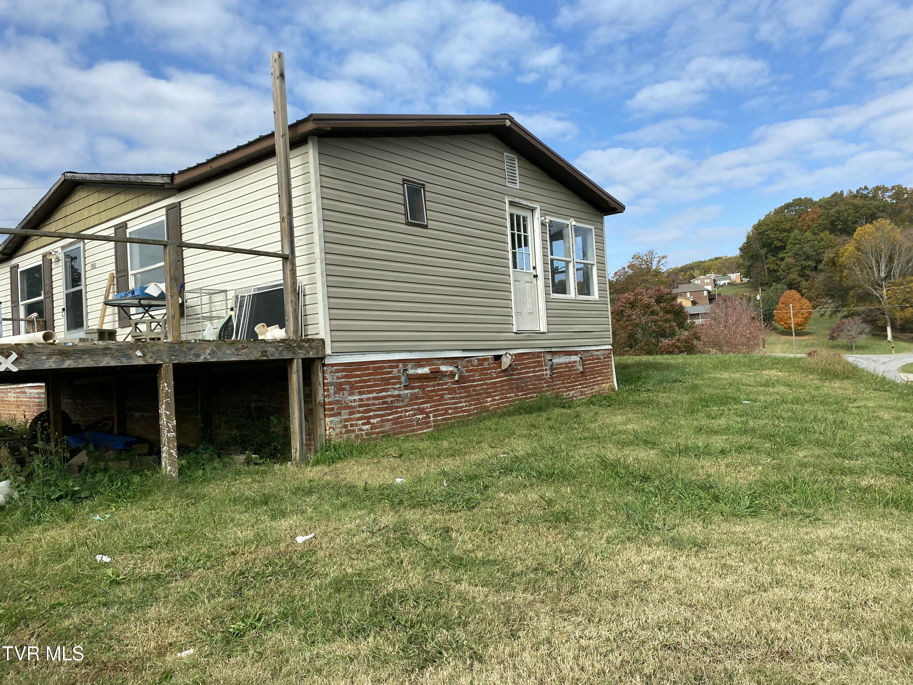 302 Adams Street, Church Hill, Tennessee image 3