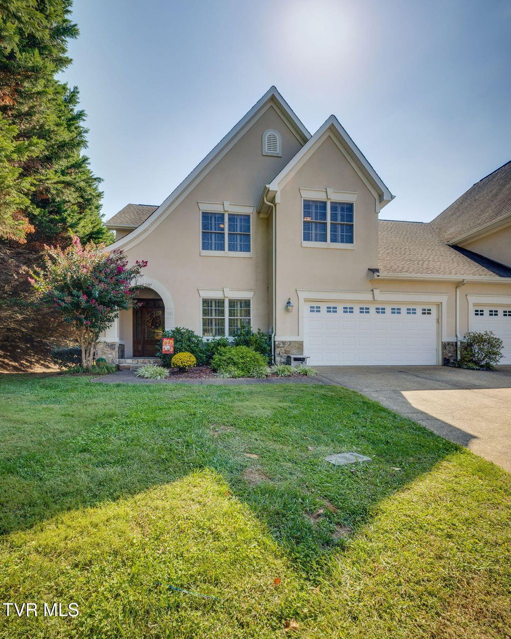 Photo of 1103 King Richard Boulevard #-, Johnson City, TN 37604 (MLS # 9986077)