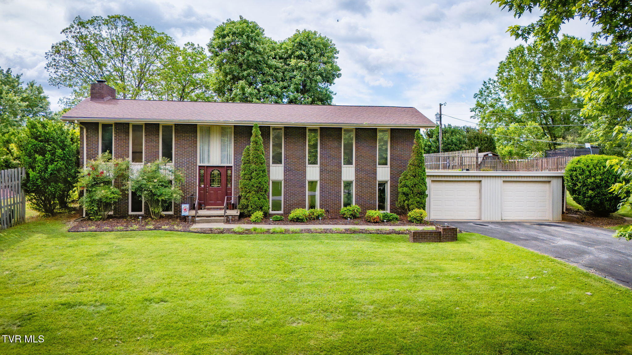 206 Windmere Place, Kingsport, Tennessee image 2