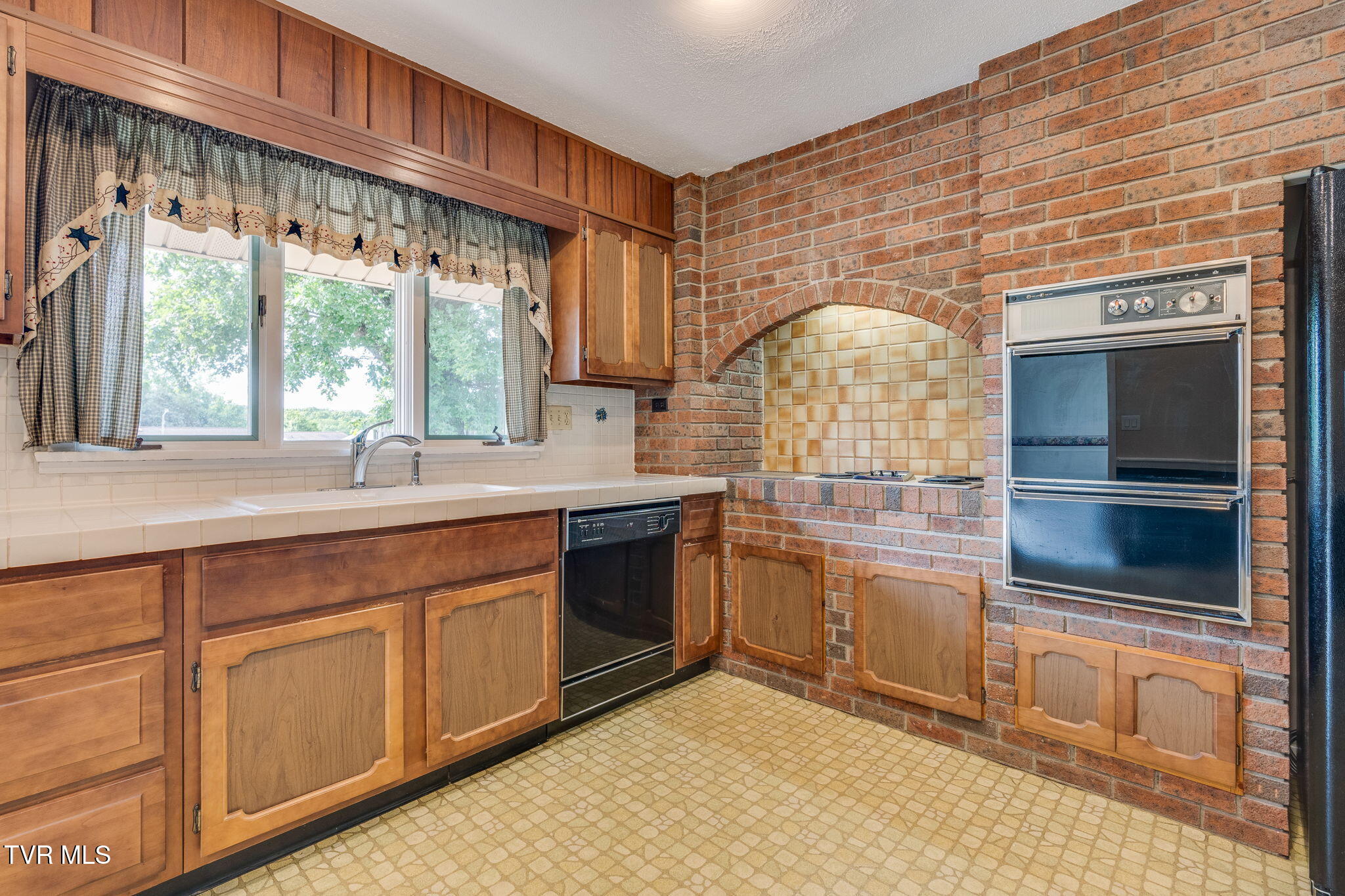 206 Windmere Place, Kingsport, Tennessee image 17