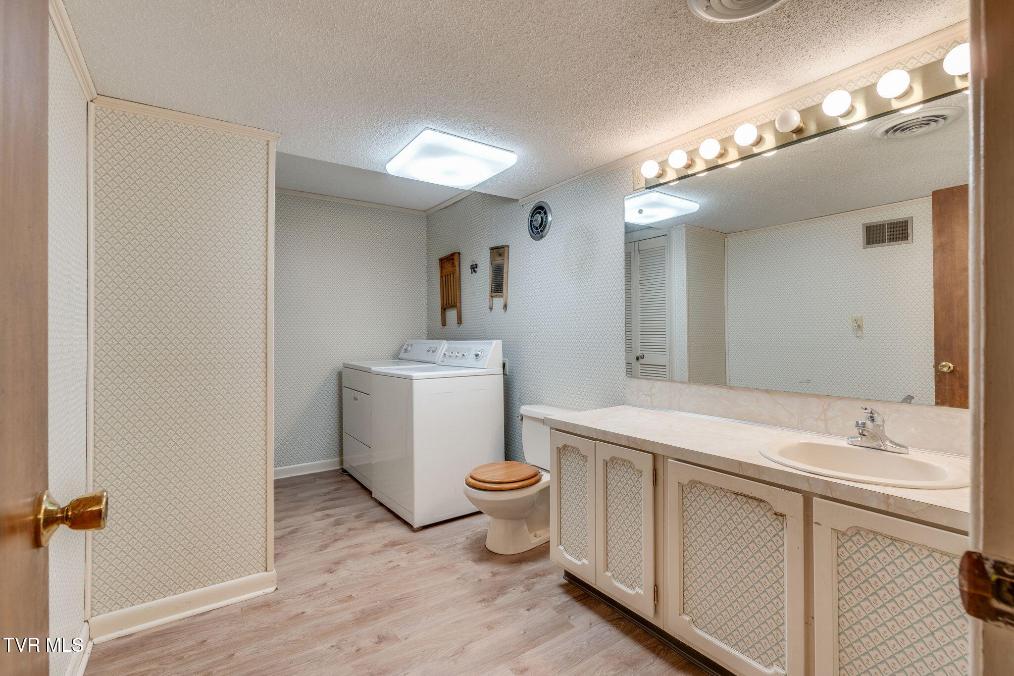 206 Windmere Place, Kingsport, Tennessee image 35