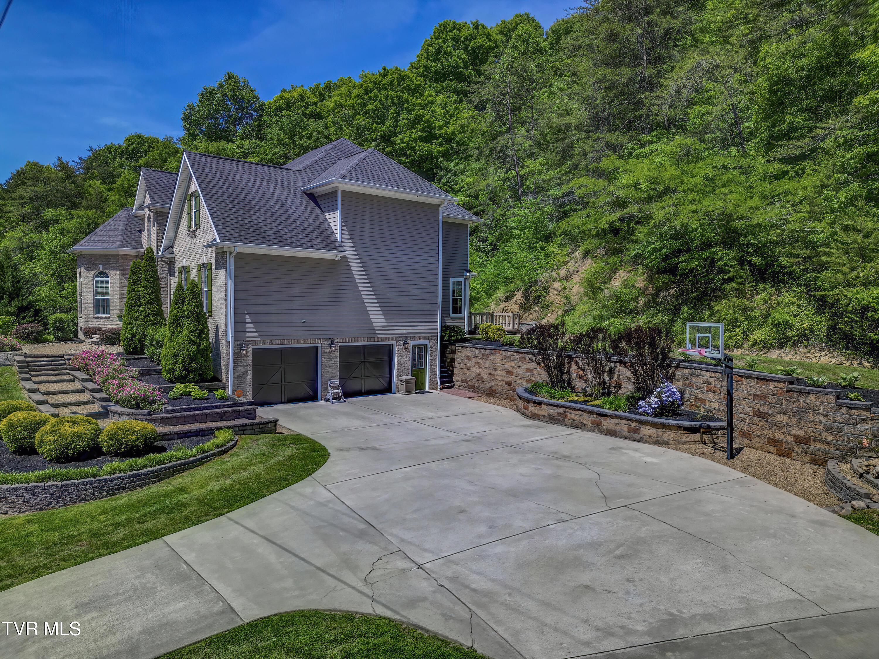 2823 Van Hill Road