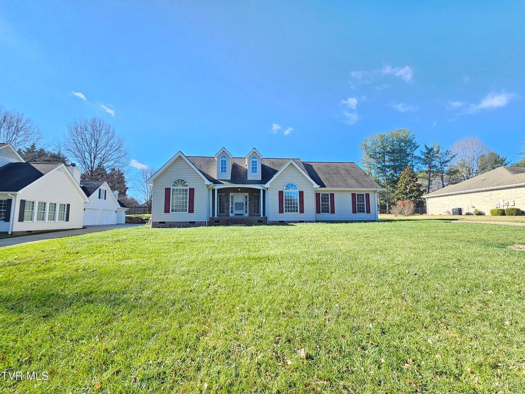 Photo of 212 Chatham Road, Bristol, TN 37620 (MLS # 9988752)