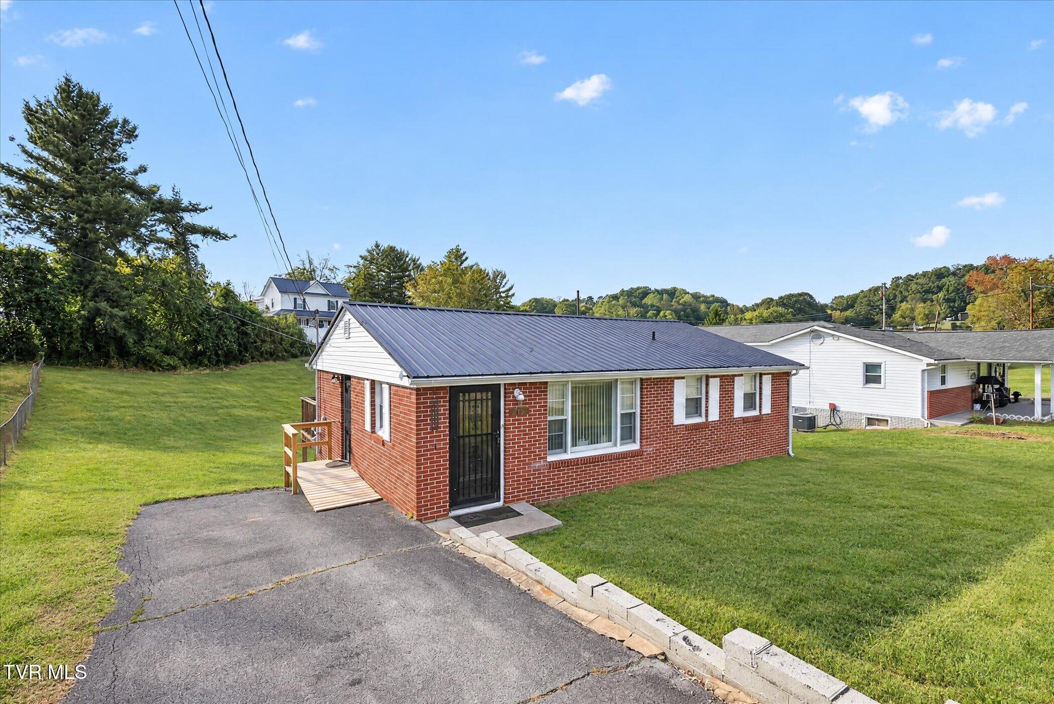 2462 Idle Hour Road