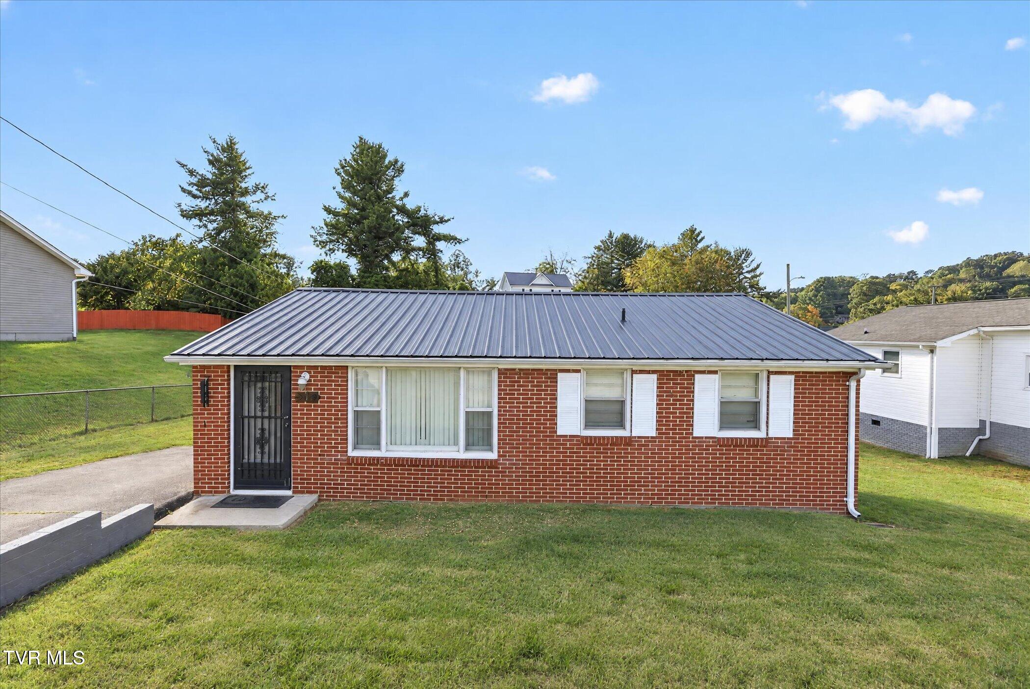 2462 Idle Hour Road
