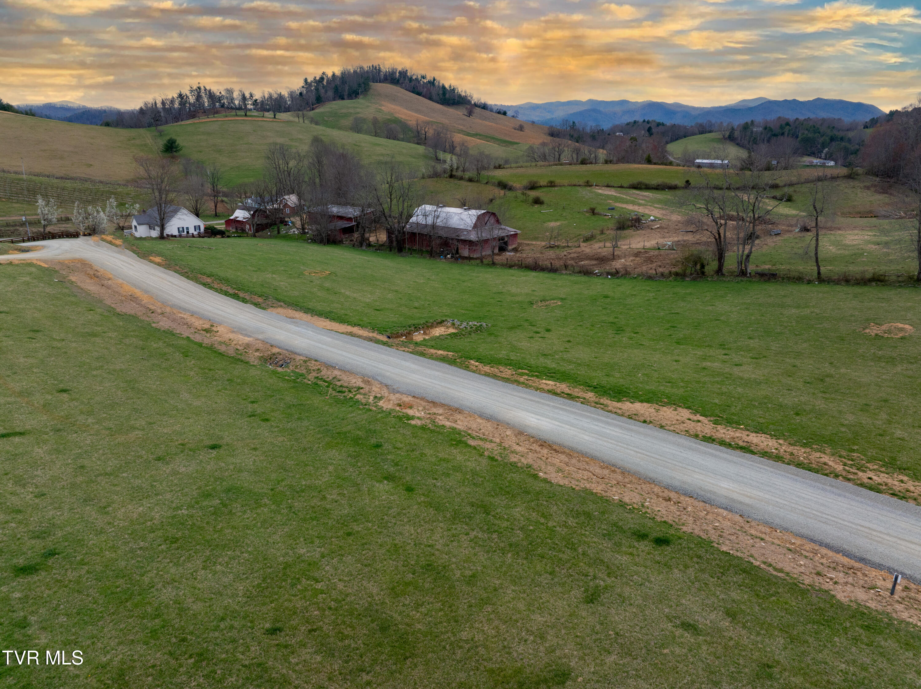 Vf 34 Vineyard Farms Parkway, Butler, Tennessee image 7