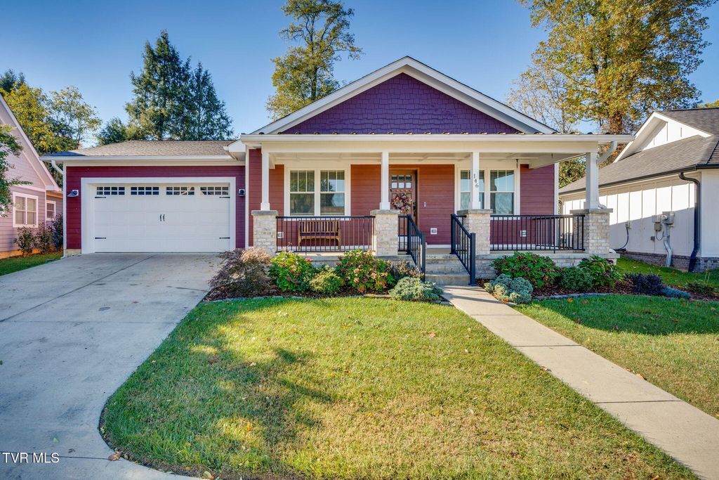 Photo of 146 Princeton Gardens, Johnson City, TN 37601 (MLS # 9987441)