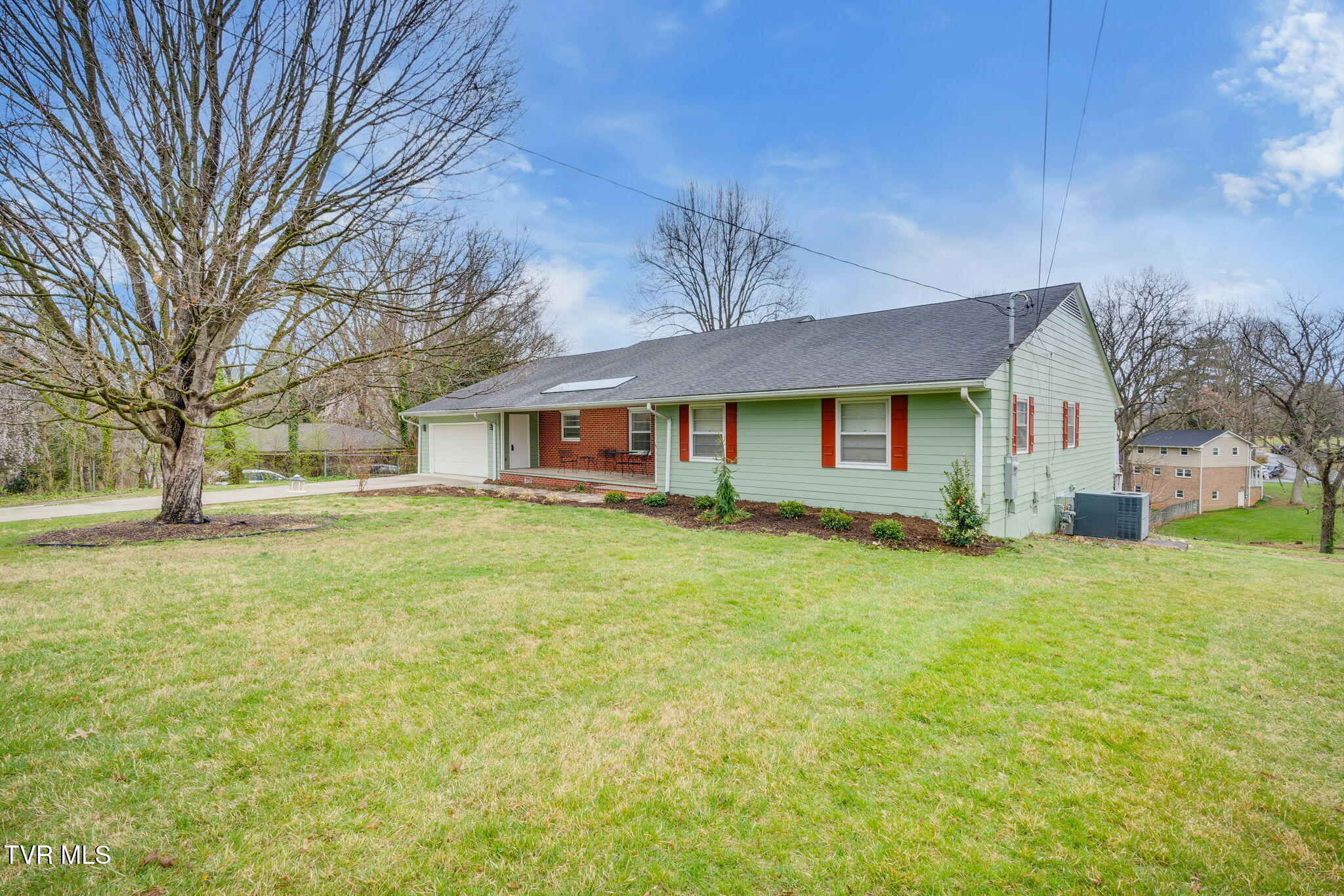 1314 Woodland Avenue, Johnson City, Tennessee image 2