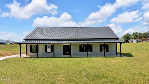 Homes For Sale - 1950 Erwin Highway<br/> Greeneville, TN 37745