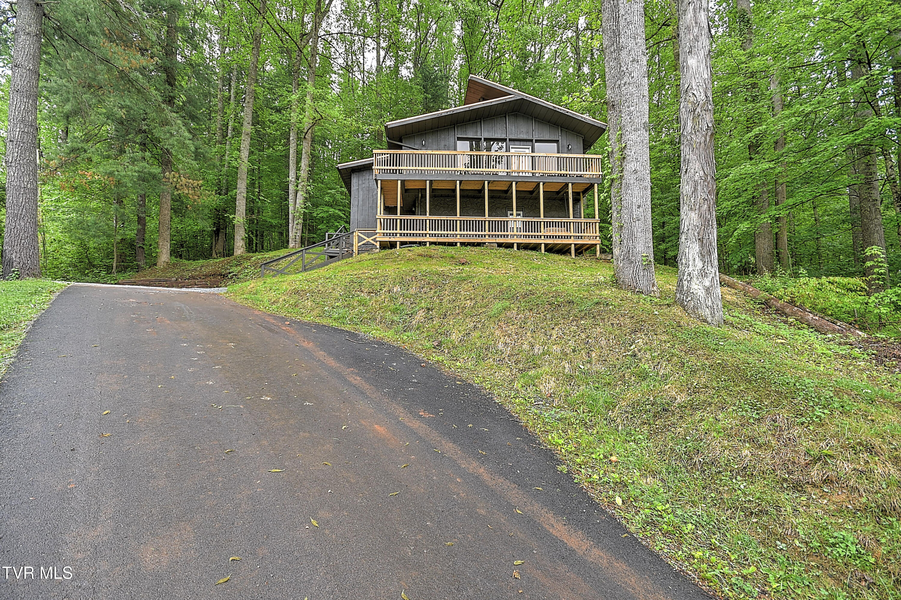 112 Blevins Hollow Road, Elizabethton, Tennessee image 7