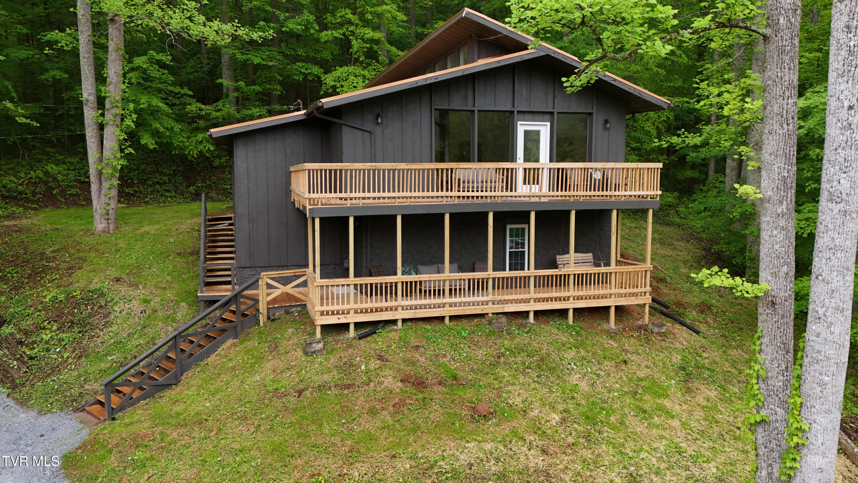 112 Blevins Hollow Road, Elizabethton, Tennessee image 4