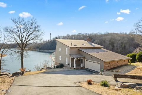 Photo of 281 Sugar Hollow Trail, Piney Flats, TN 37686 (MLS # 9990455)