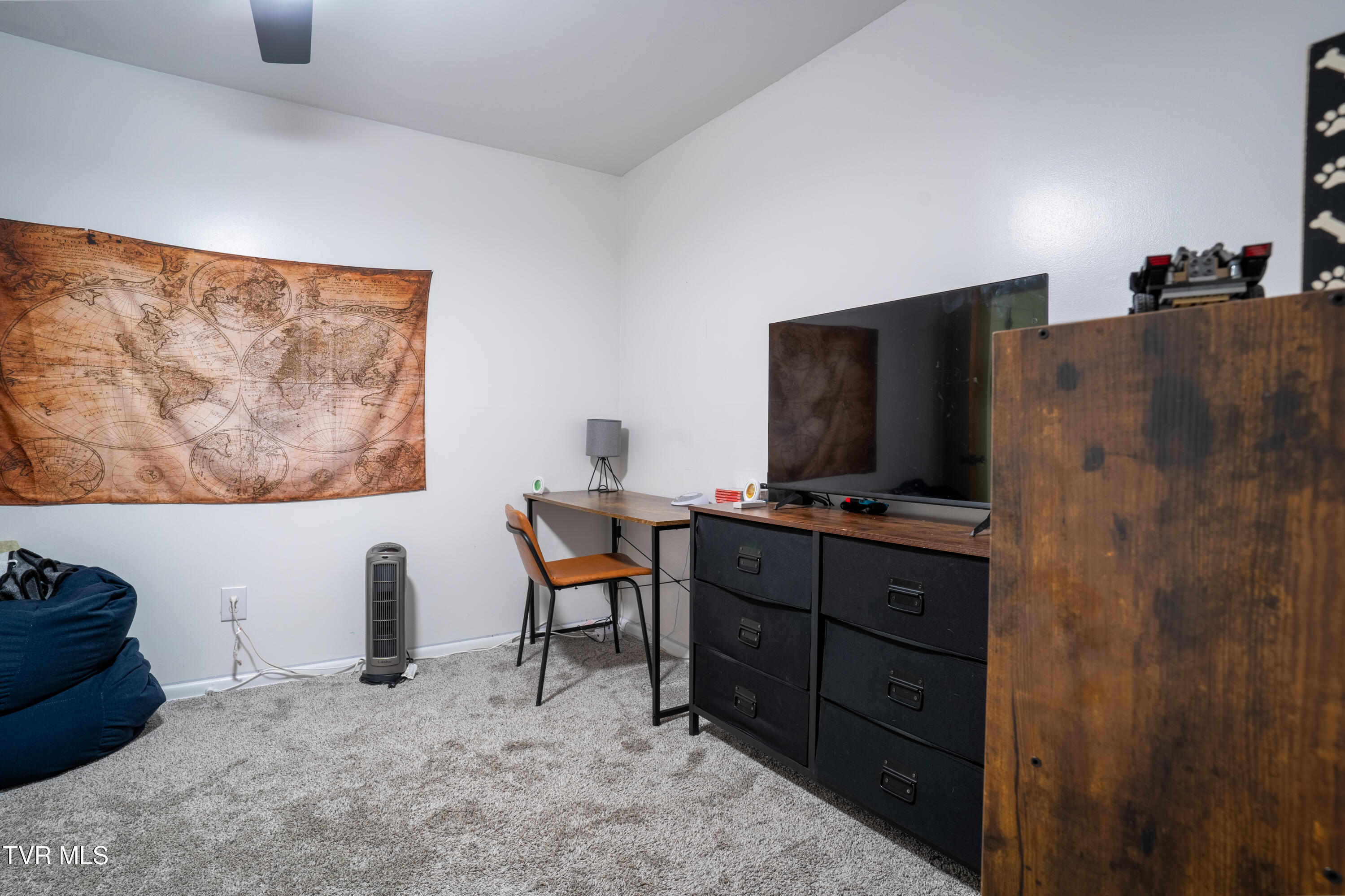 435 Shawnee Drive, Bluff City, Tennessee image 37