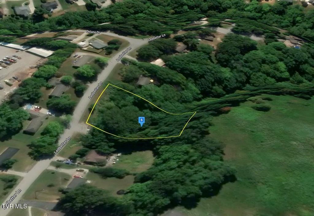 Photo of 116 Ledbetter Lane, Clarksville, TN 37043 (MLS # 9988846)