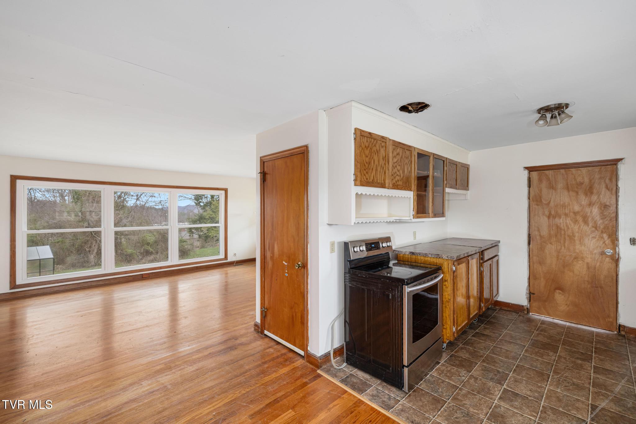 4321 Ridgemont Drive