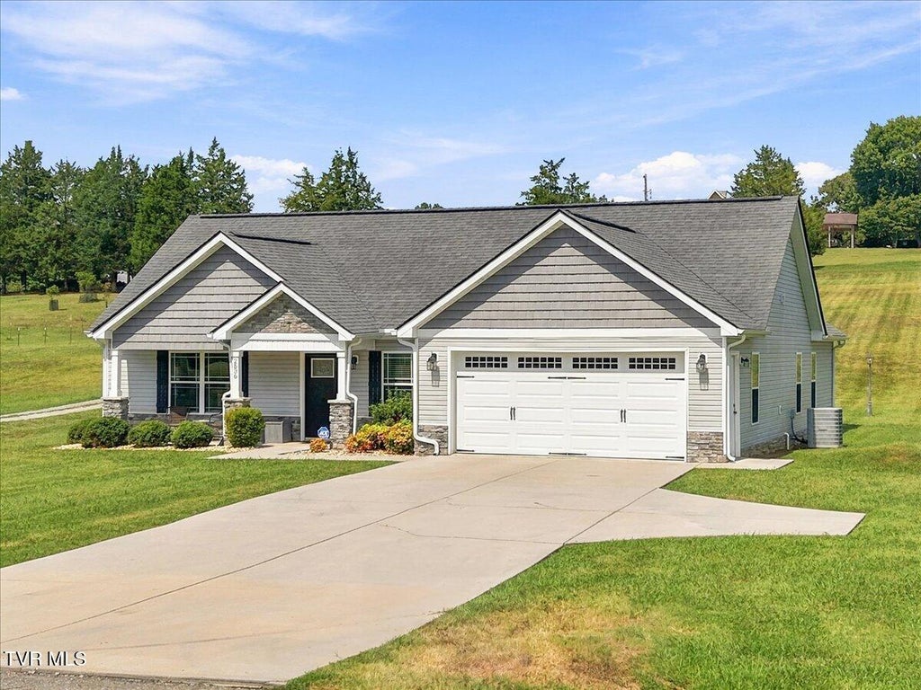 Photo of 2536 Kidwell Church Road, Morristown, TN 37814 (MLS # 10001082)