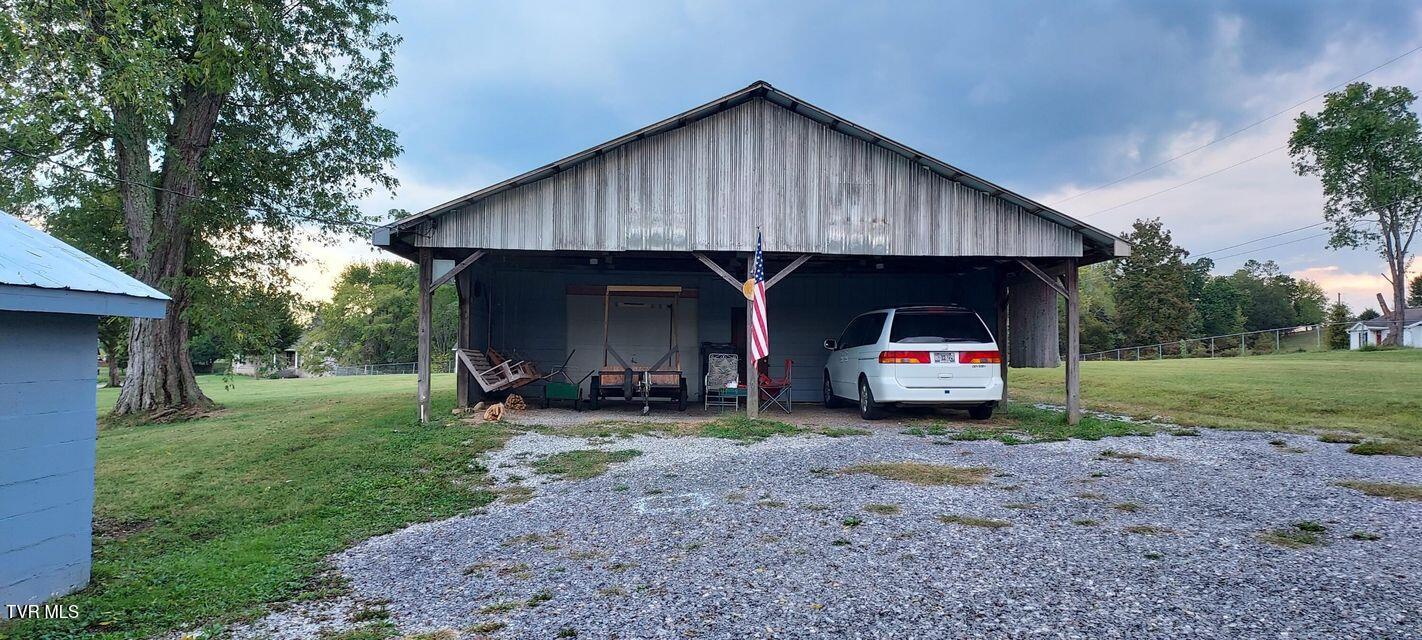 7780 Roy Rogers Drive, Whitesburg, Tennessee image 4