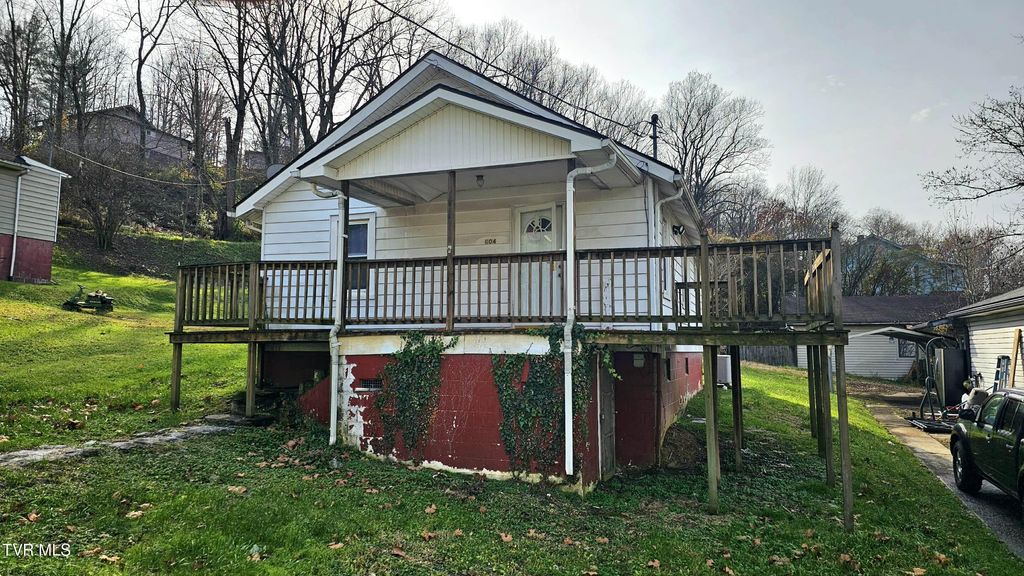 Photo of 604 Blondell Avenue, Appalachia, VA 24216 (MLS # 9988568)