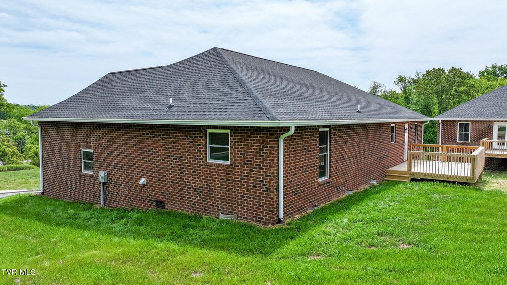 Photo of 130 Keeneland Circle, Greeneville, TN 37743 (MLS # 9995118)