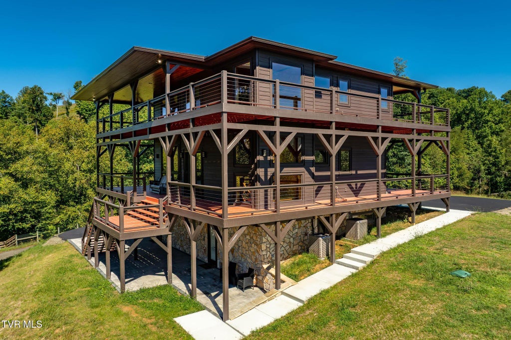 Photo of 963 Cherry Springs Lane, Trade, TN 37691 (MLS # 10001962)