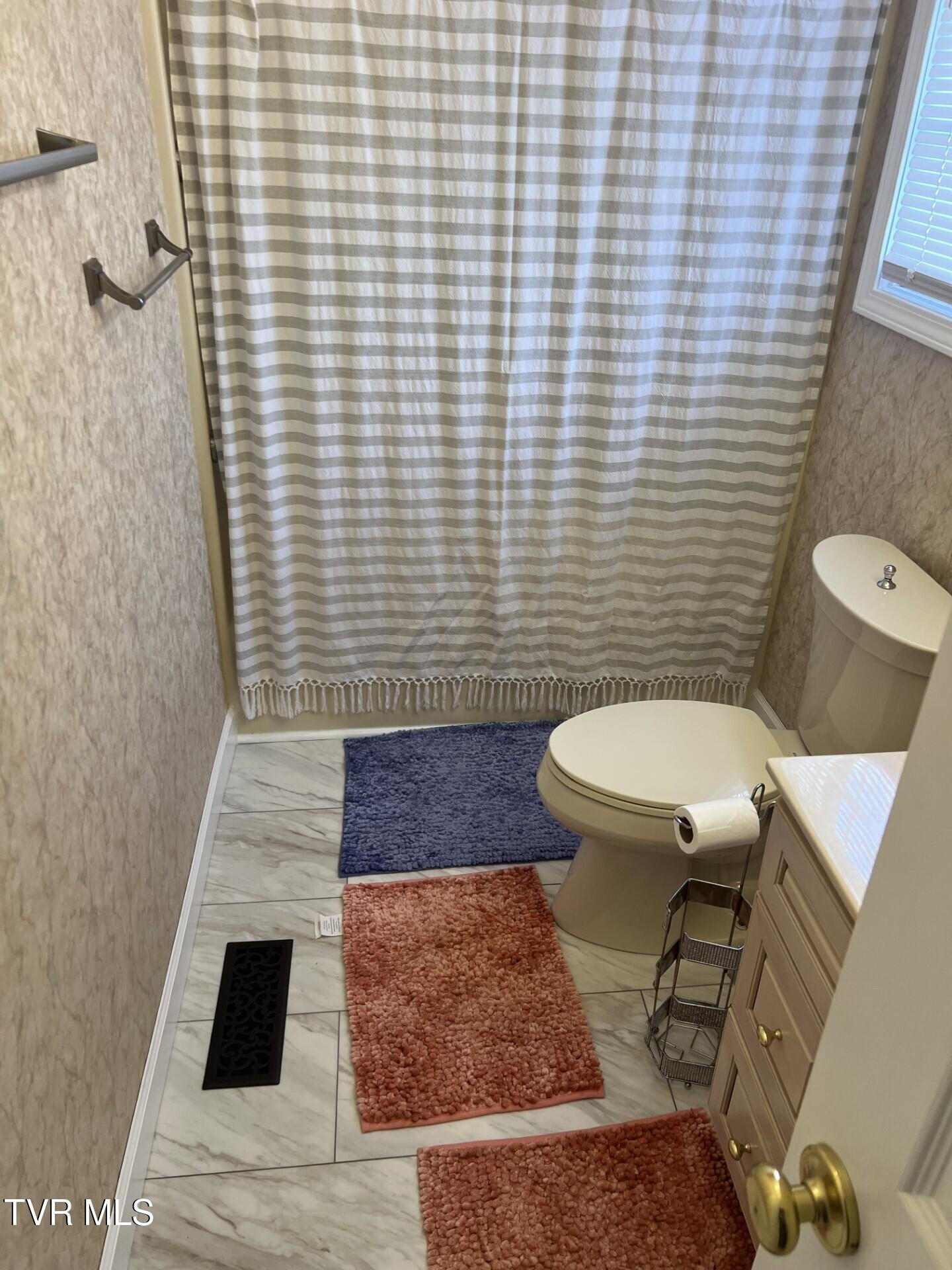 409 Oakwood Avenue, Pennington Gap, Virginia image 38