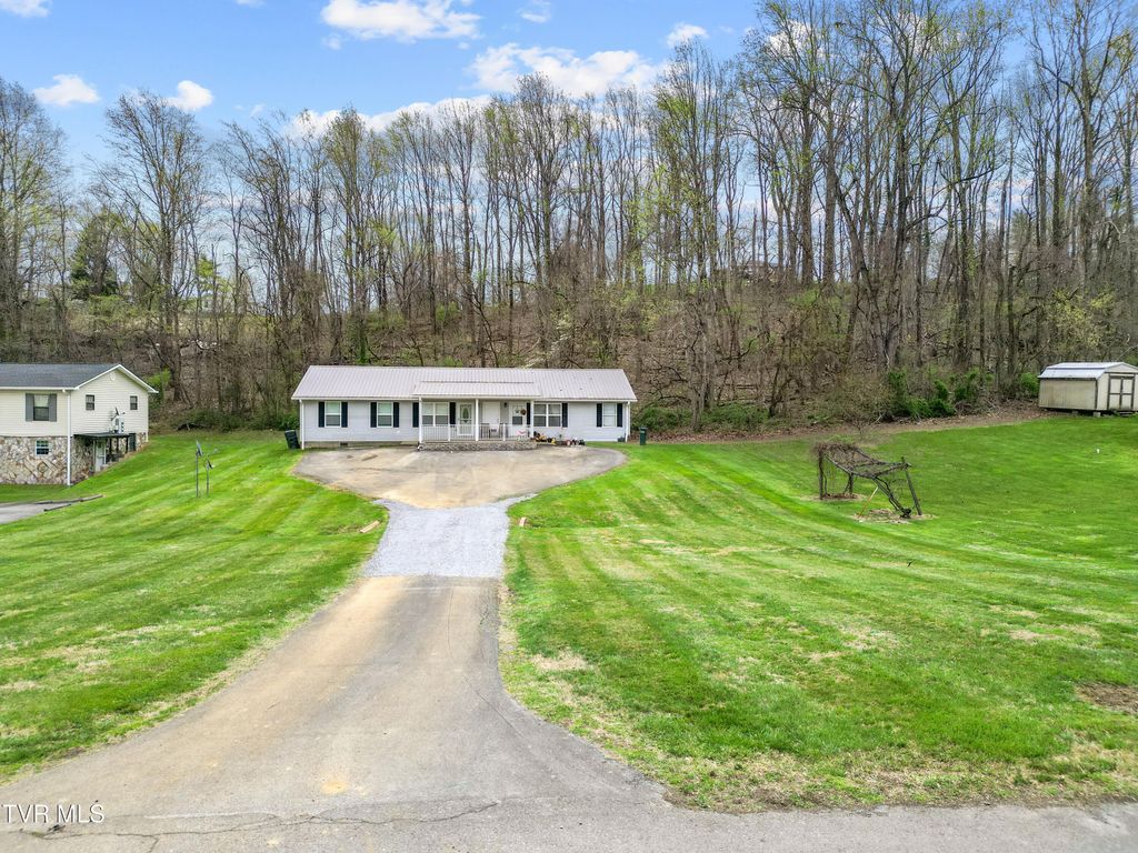 Photo of 377 Bandy Road, Greeneville, TN 37743 (MLS # 9993350)