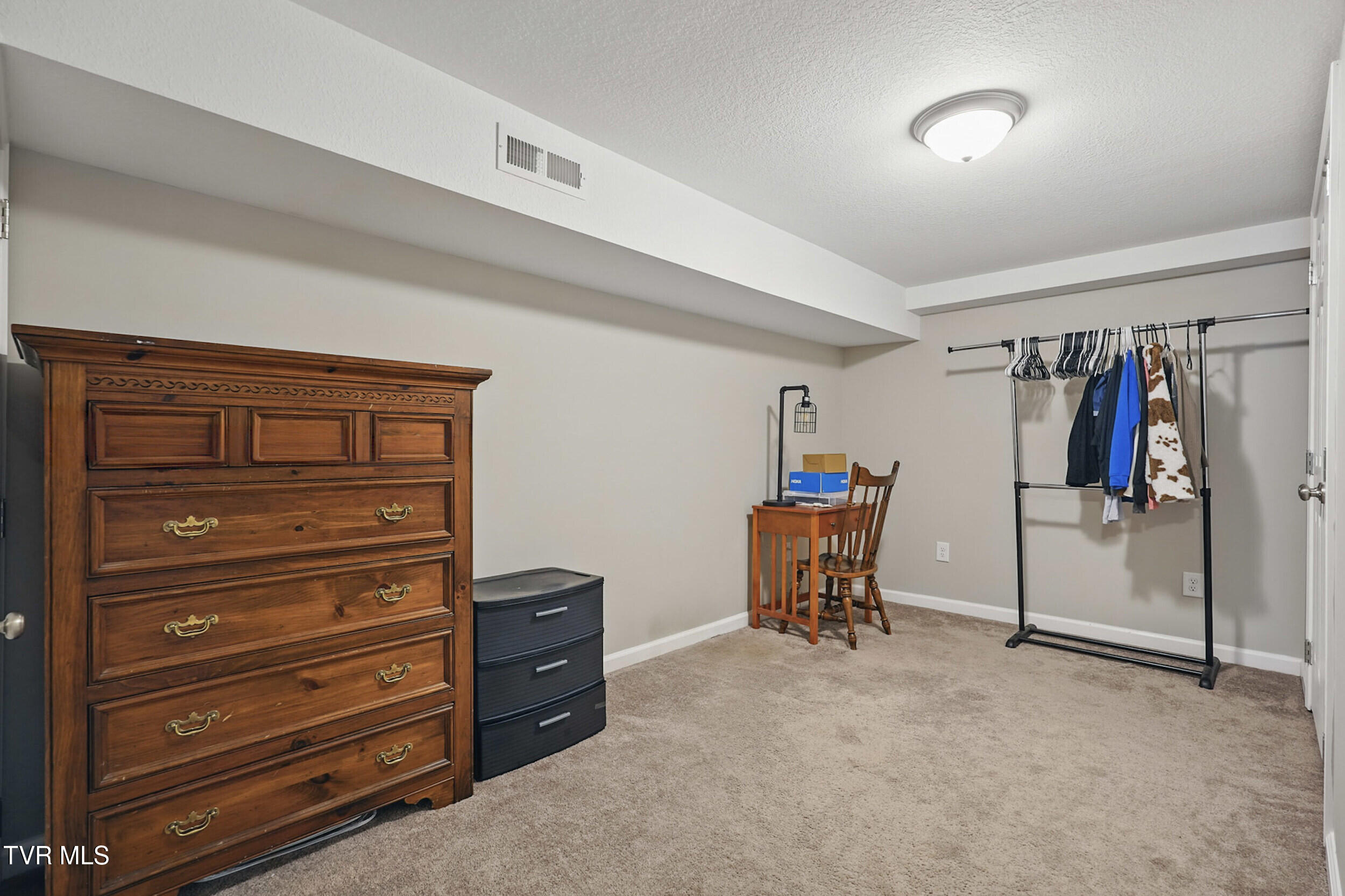 1701 Woodridge Drive, Johnson City, Tennessee image 24