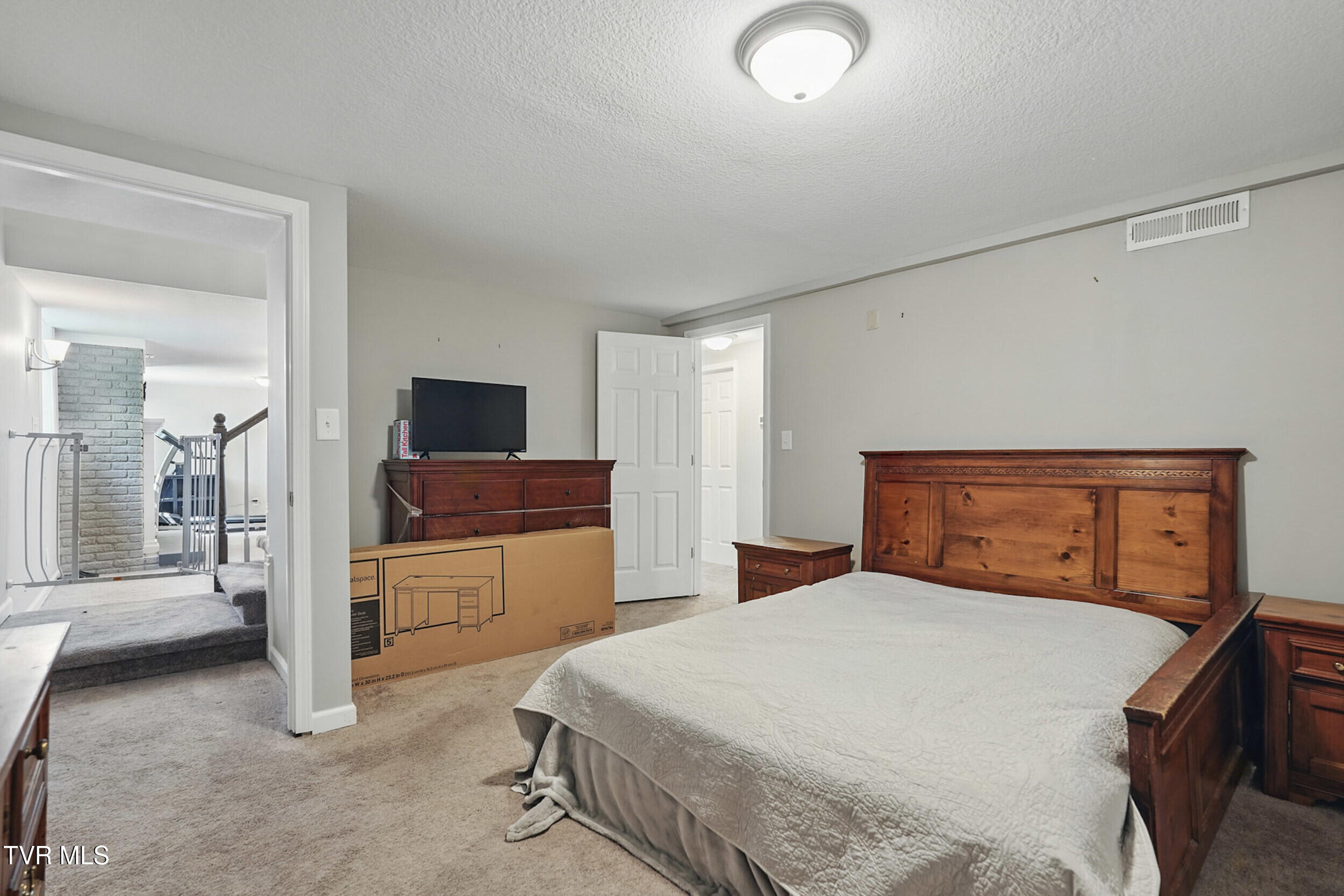 1701 Woodridge Drive, Johnson City, Tennessee image 14