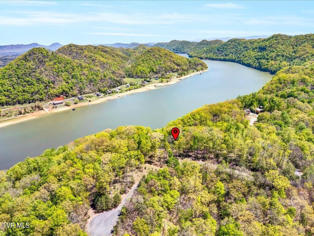 Photo of 49 Hickory Knoll Circle, Whitesburg, TN 37891 (MLS # 9991978)