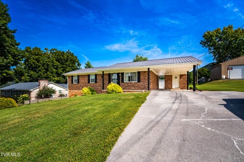 Homes For Sale - 103 Valley View Drive<br/> Hawkins County, Rogersville, TN 37857
