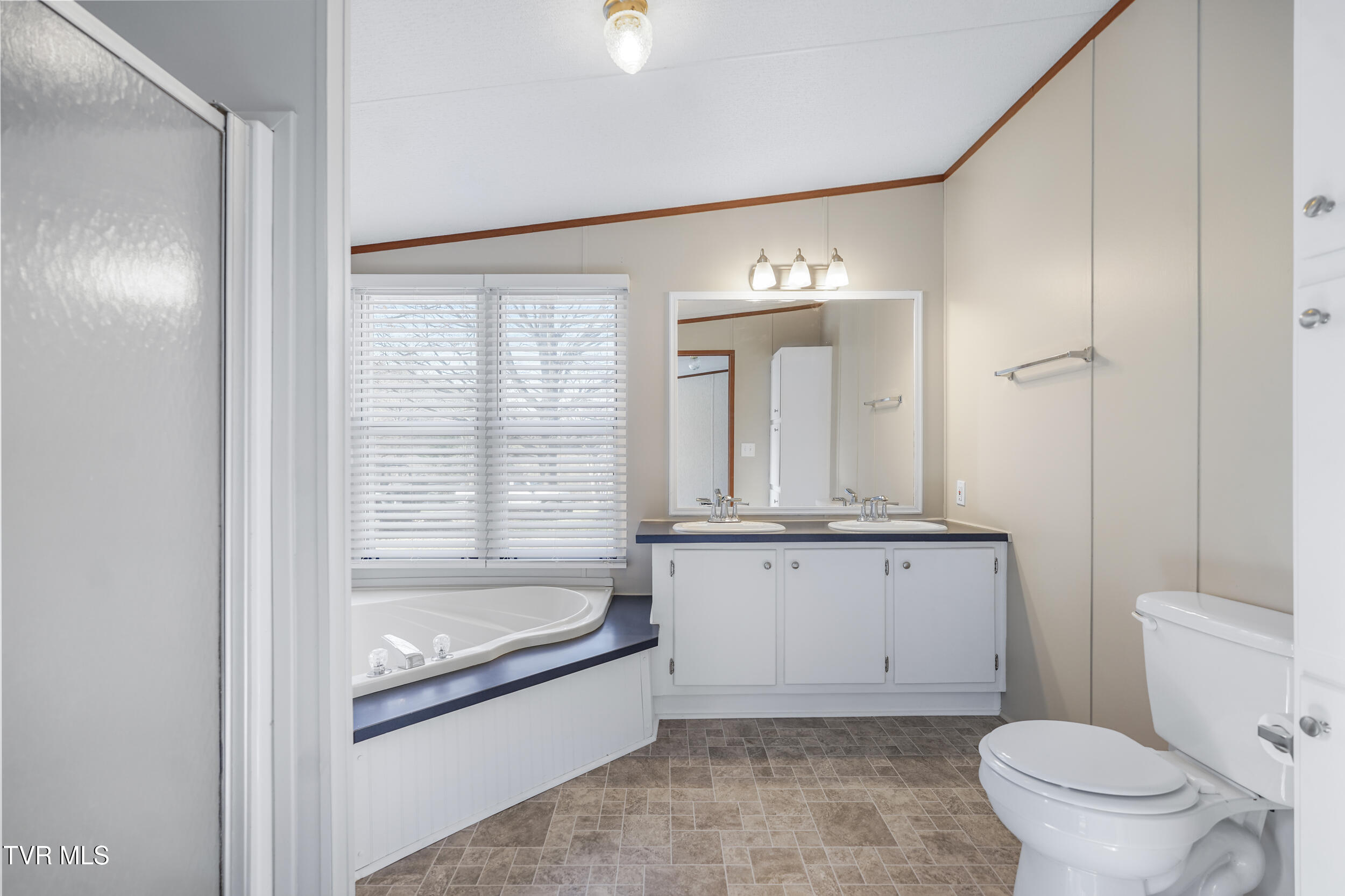 500 Peartree Lane, Elizabethton, Tennessee image 20