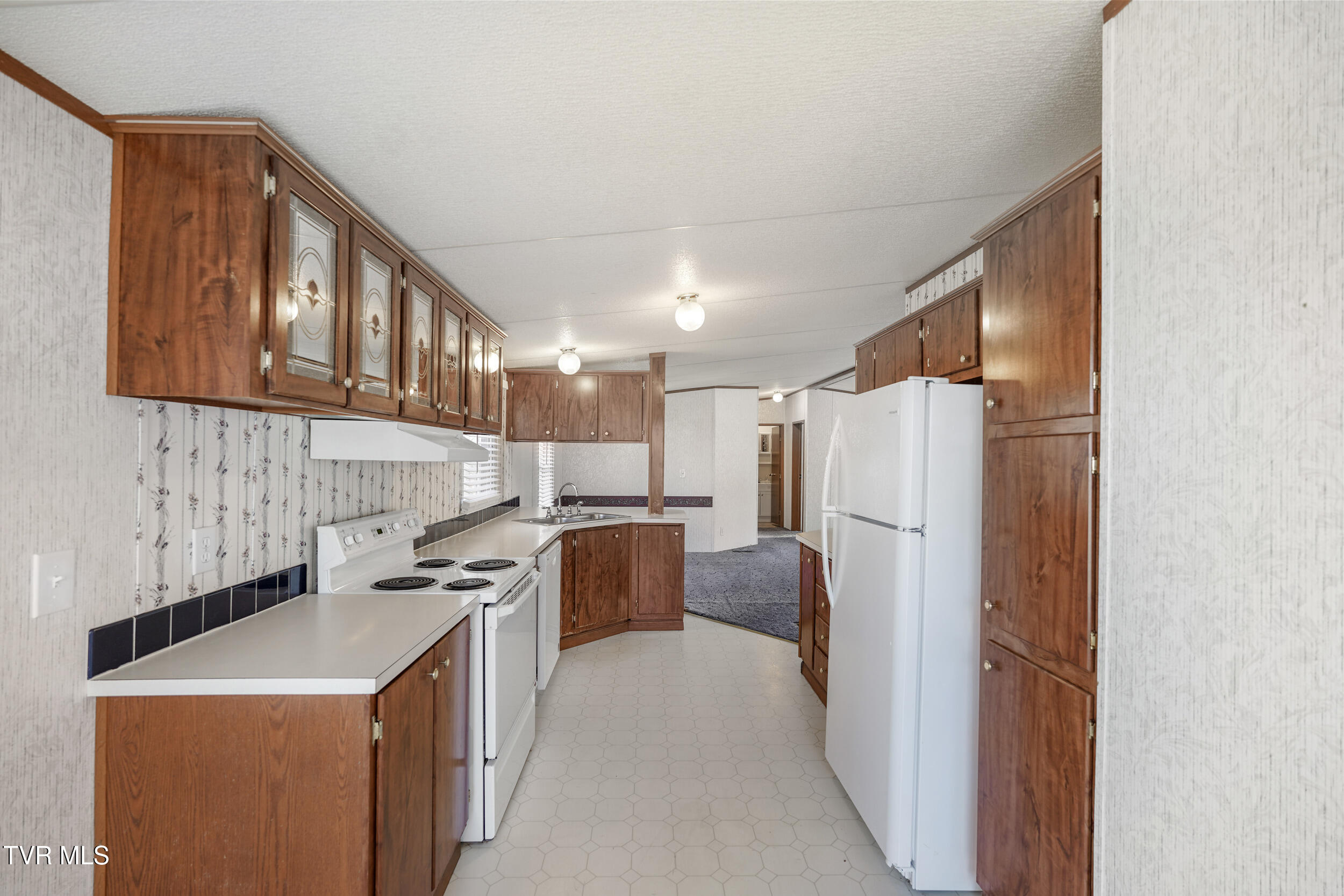 500 Peartree Lane, Elizabethton, Tennessee image 15