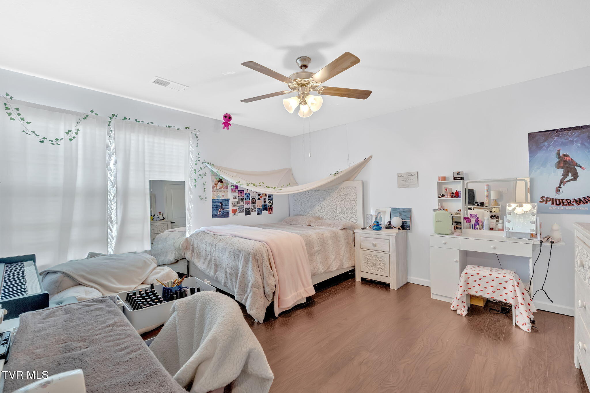 2281 Egret Lane, Piney Flats, Tennessee image 21