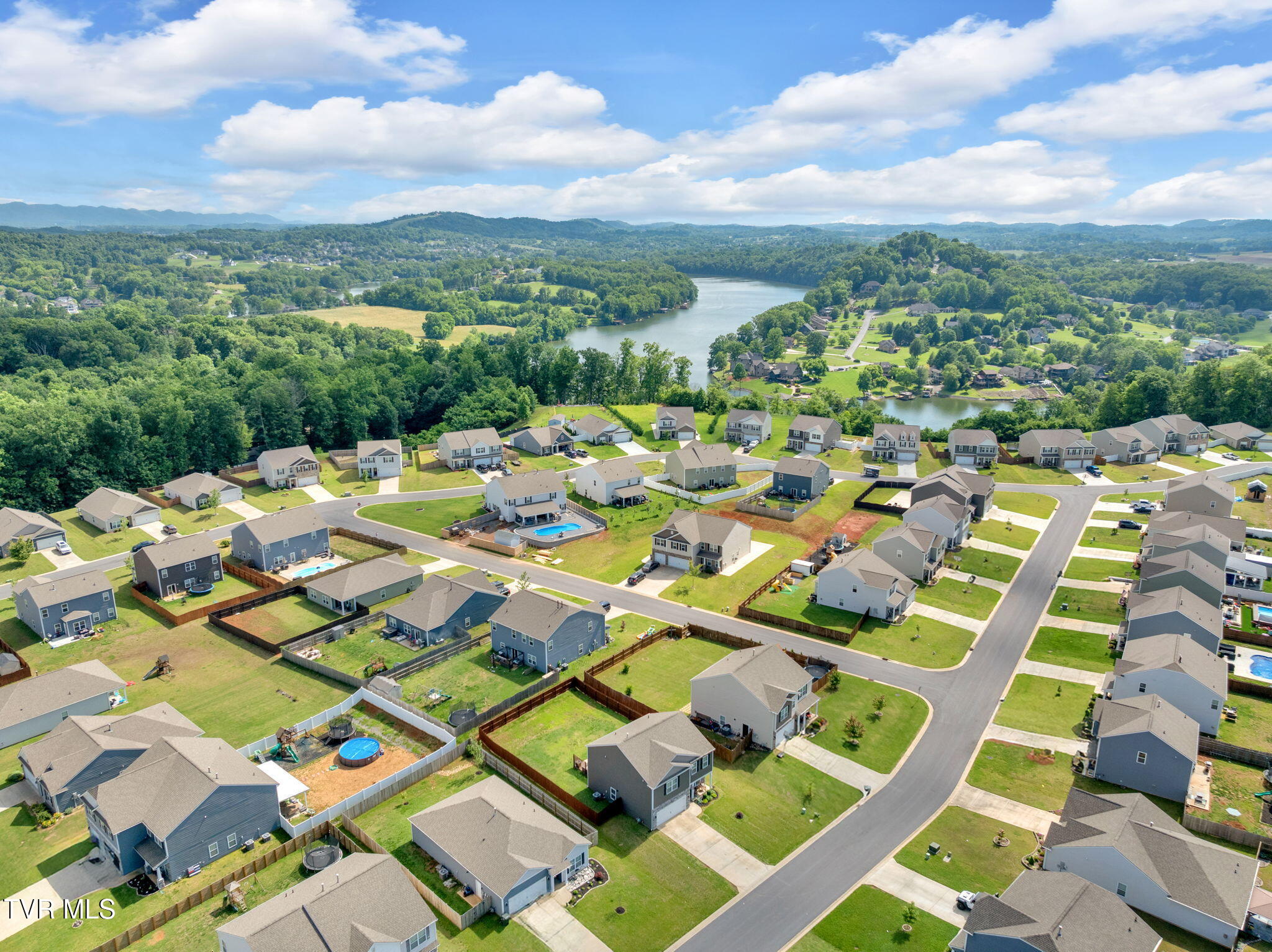 2281 Egret Lane, Piney Flats, Tennessee image 30