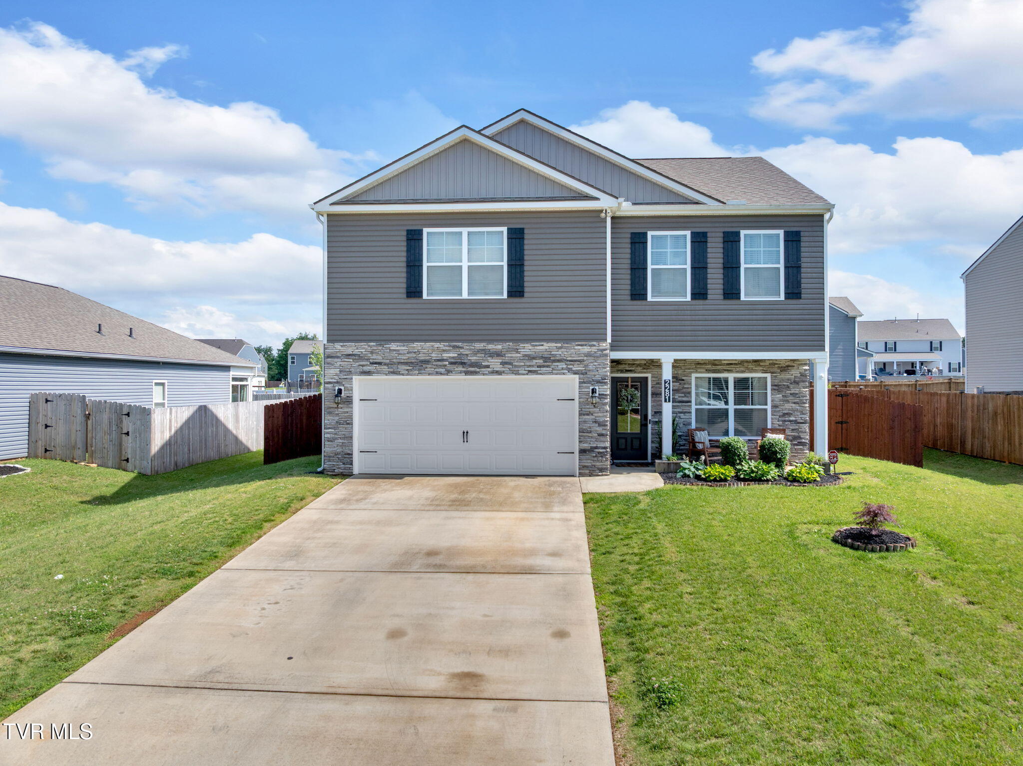 2281 Egret Lane, Piney Flats, Tennessee image 1