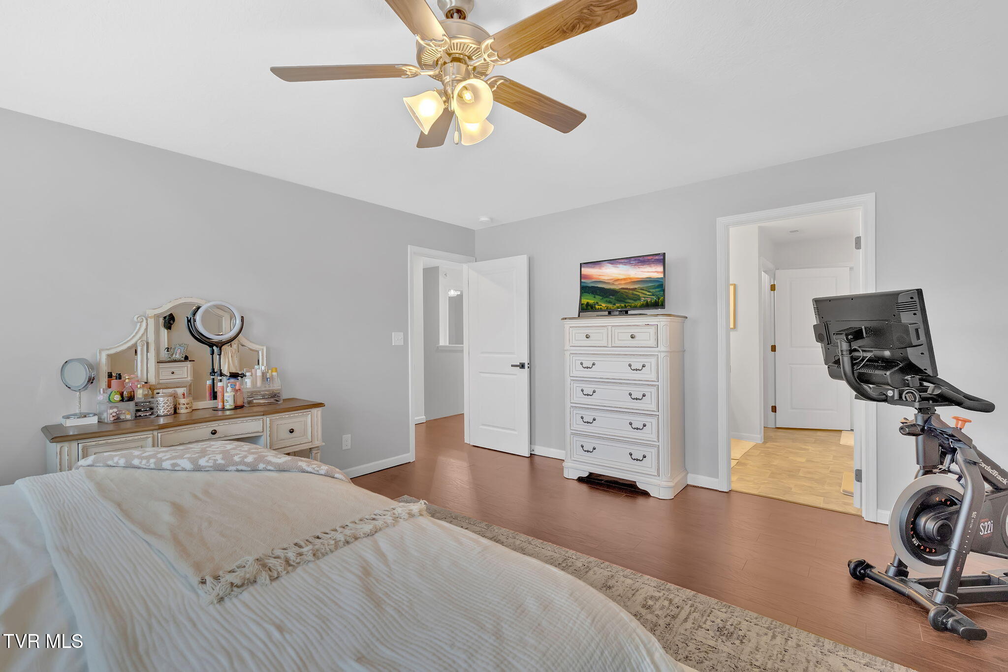 2281 Egret Lane, Piney Flats, Tennessee image 16