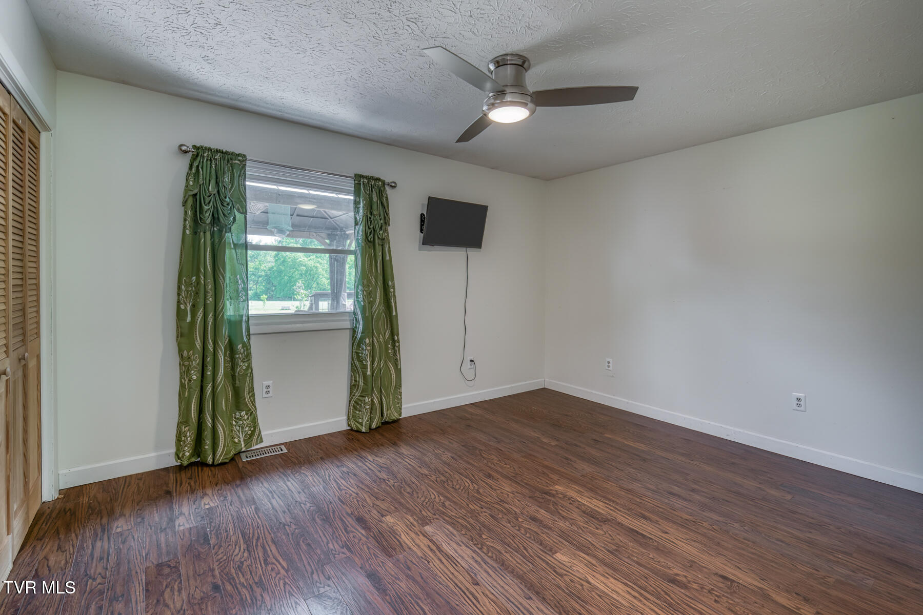 190 Lyons Road, Church Hill, Tennessee image 25