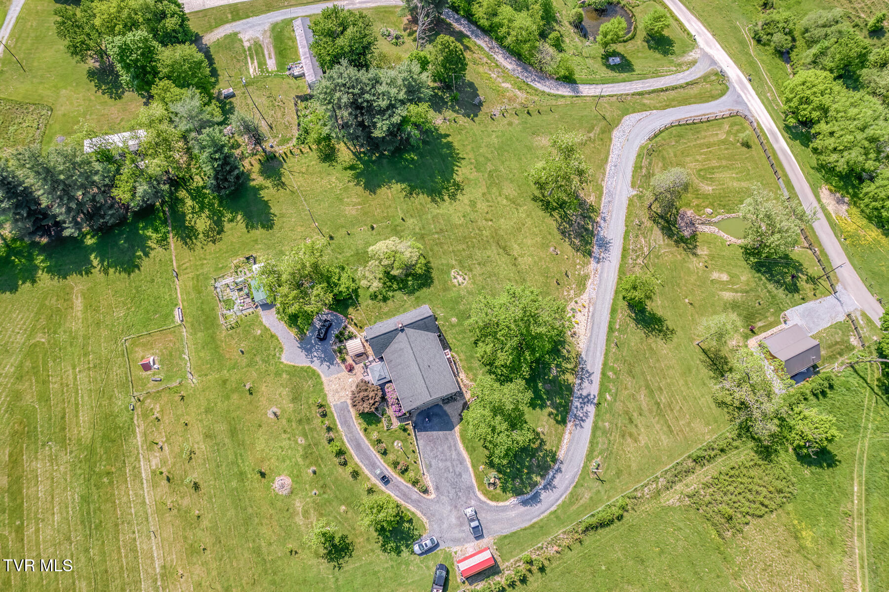 190 Lyons Road, Church Hill, Tennessee image 7