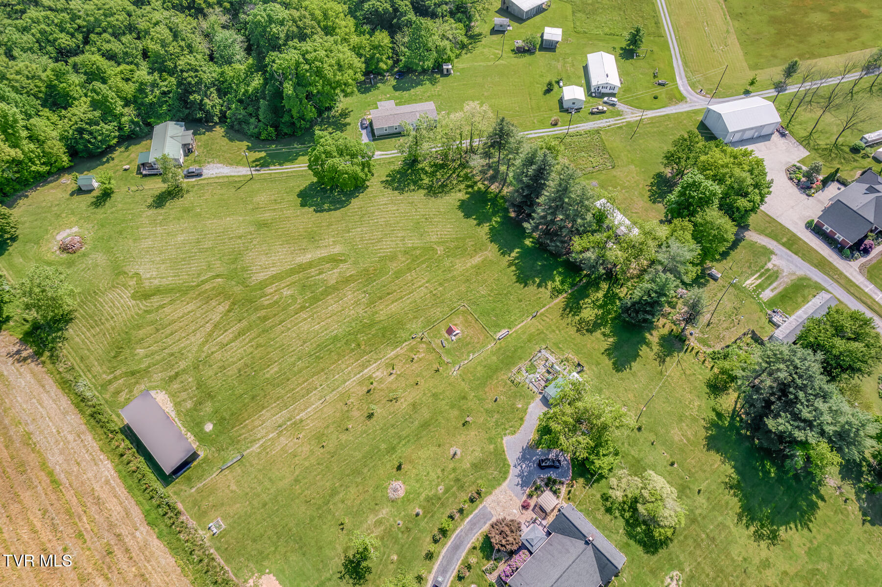 190 Lyons Road, Church Hill, Tennessee image 6