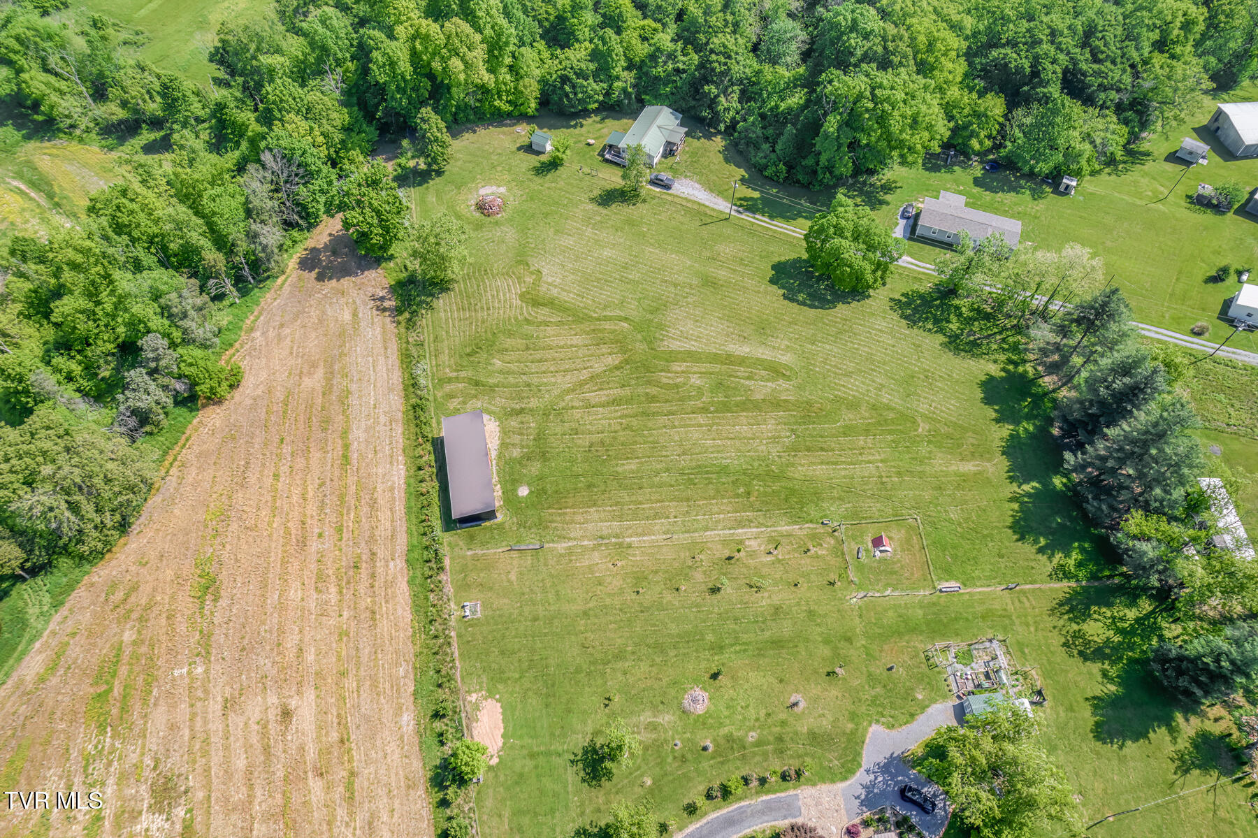190 Lyons Road, Church Hill, Tennessee image 5