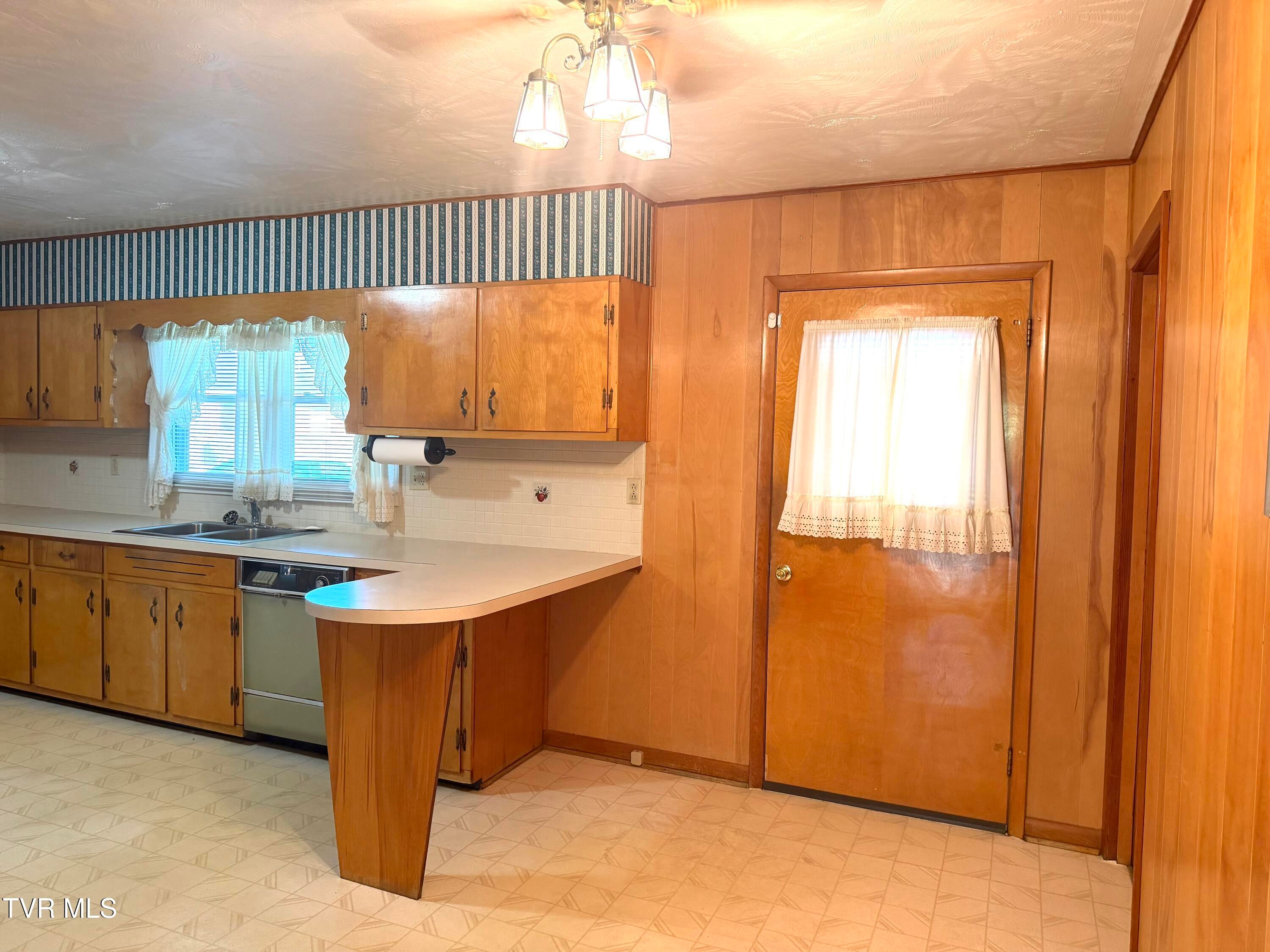 4808 Carters Valley Road