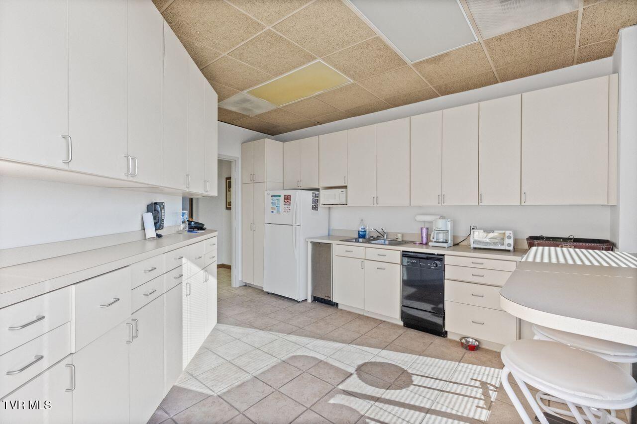 1989 East Stone Drive